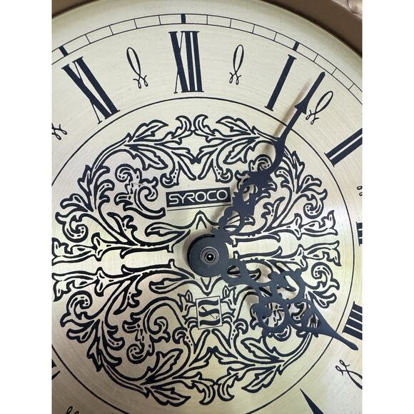 Vintage Large Ornate Mid-Century Syroco Quartz Wall Clock – 22” Diameter - Picture 4 of 11